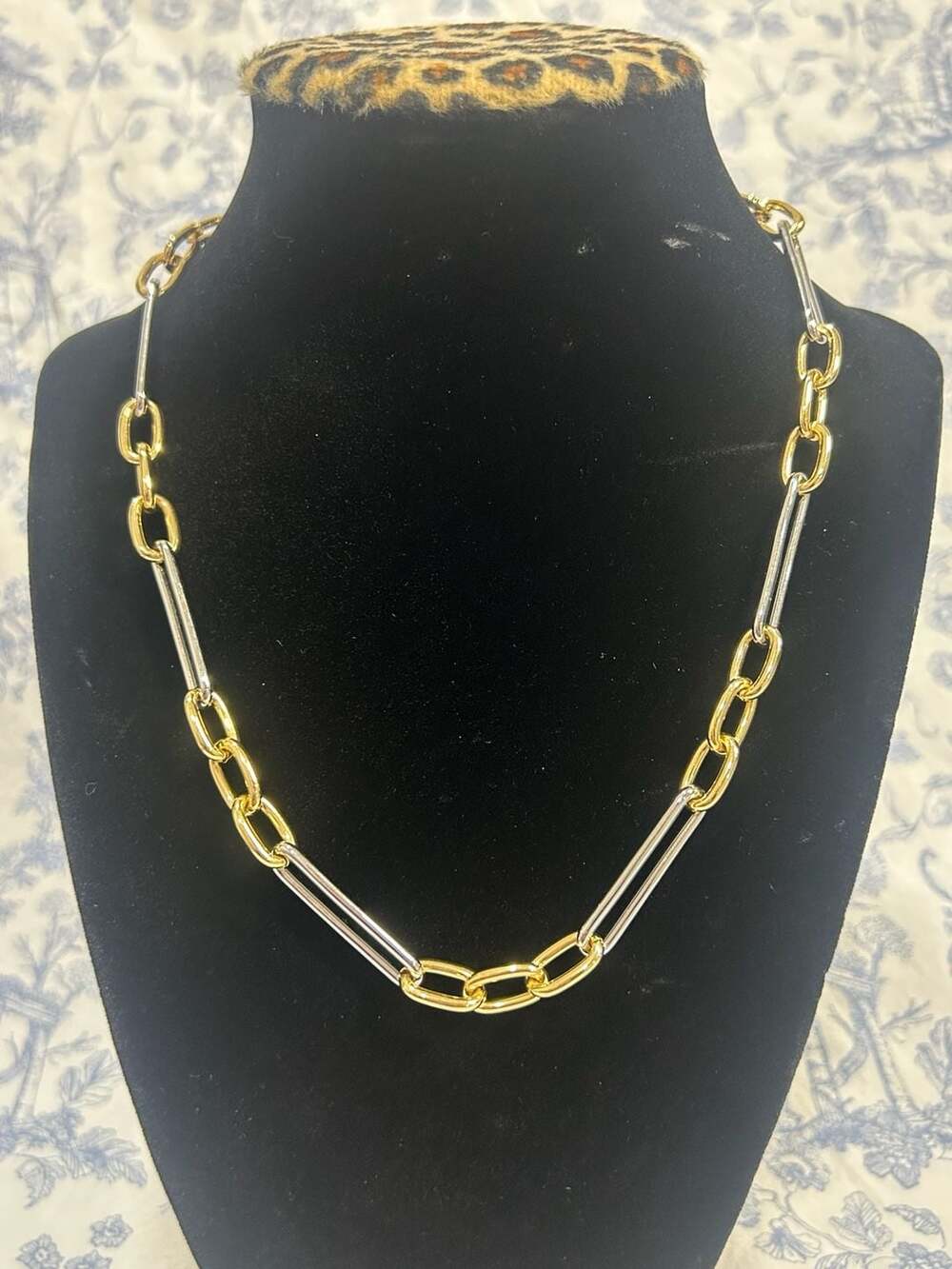 Origami Owl Mixed Metal Gold and Silver Paperclip Link Necklace